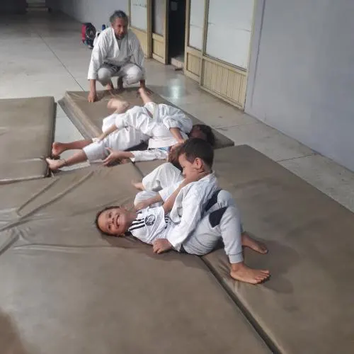Clases para Niños y Adultos